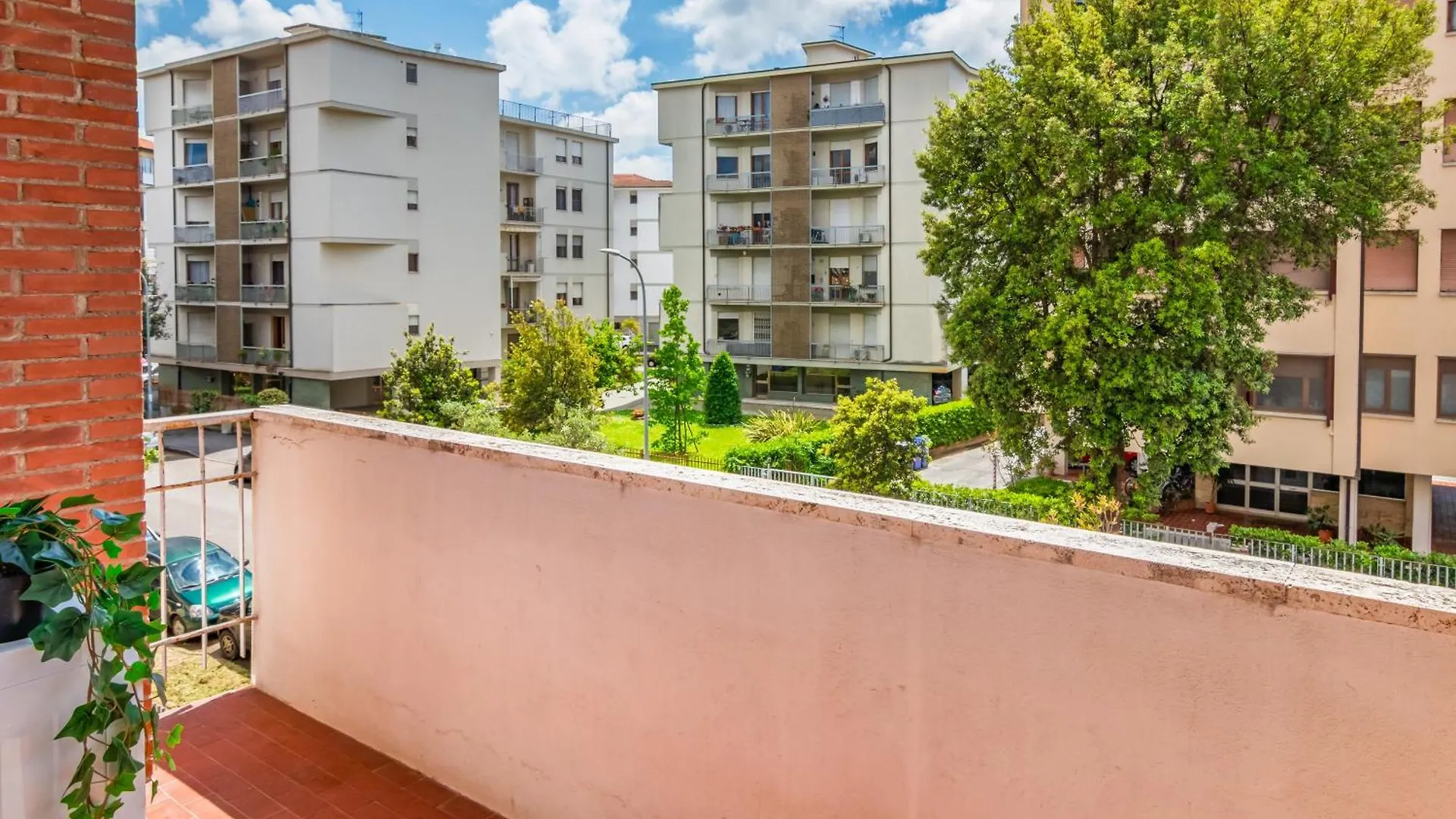Landi 5 - Monolocale Con Ascensore E Parcheggio Gratuito Pisa Italia