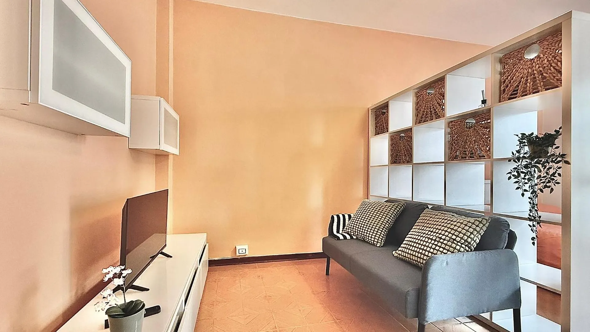 Monolocale Con Ascensore E Parcheggio Gratuito Pisa Apartment